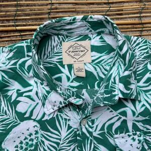 2 FOR $20 DEAL / St John's Bay No Tuck‎ Short Sleeve Shirt Mens XL Leaf Print